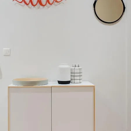 Eluard Au Coeur De La Rive Gauche, Neuf, Design, 2-4 Personnes *